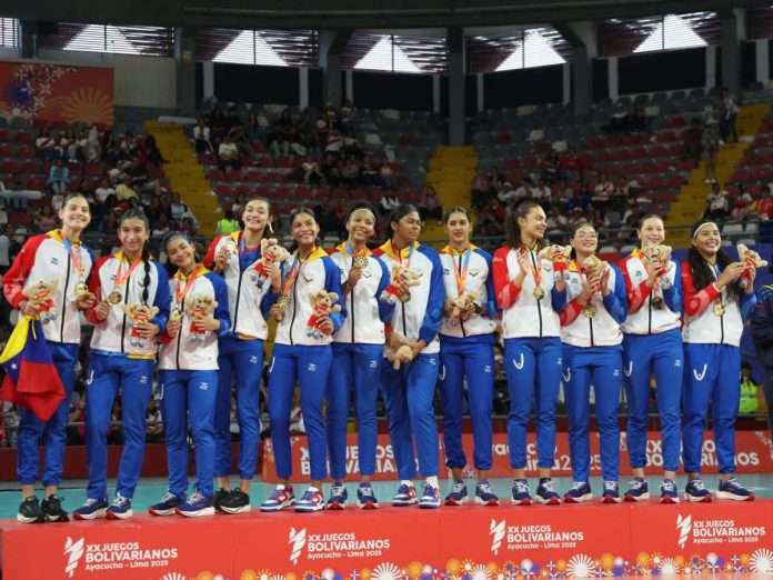 Selección femenina de voleibol Selección femenina de voleibol
