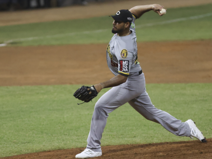 Wilmer Font - Leones del Caracas Wilmer Font - Leones del Caracas - LVBP