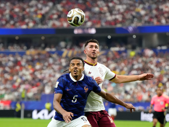 Aymeric Laporte - Barcelona Aymeric Laporte - Barcelona