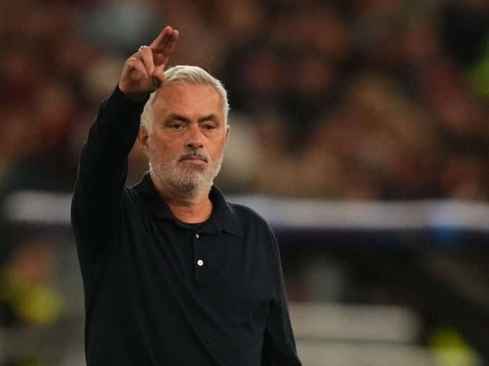 José Mourinho (Foto: AP) José Mourinho (Foto: AP)